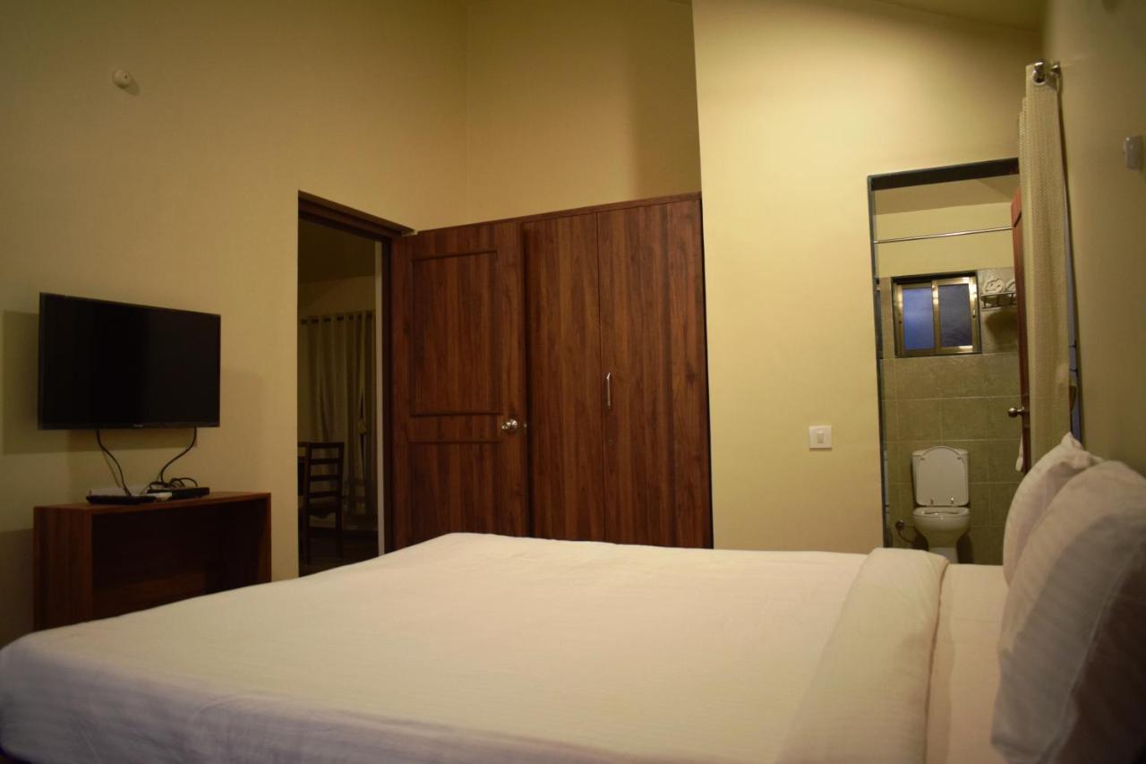 Regenta Resort Mango Village Guhagar Kudān Exteriör bild